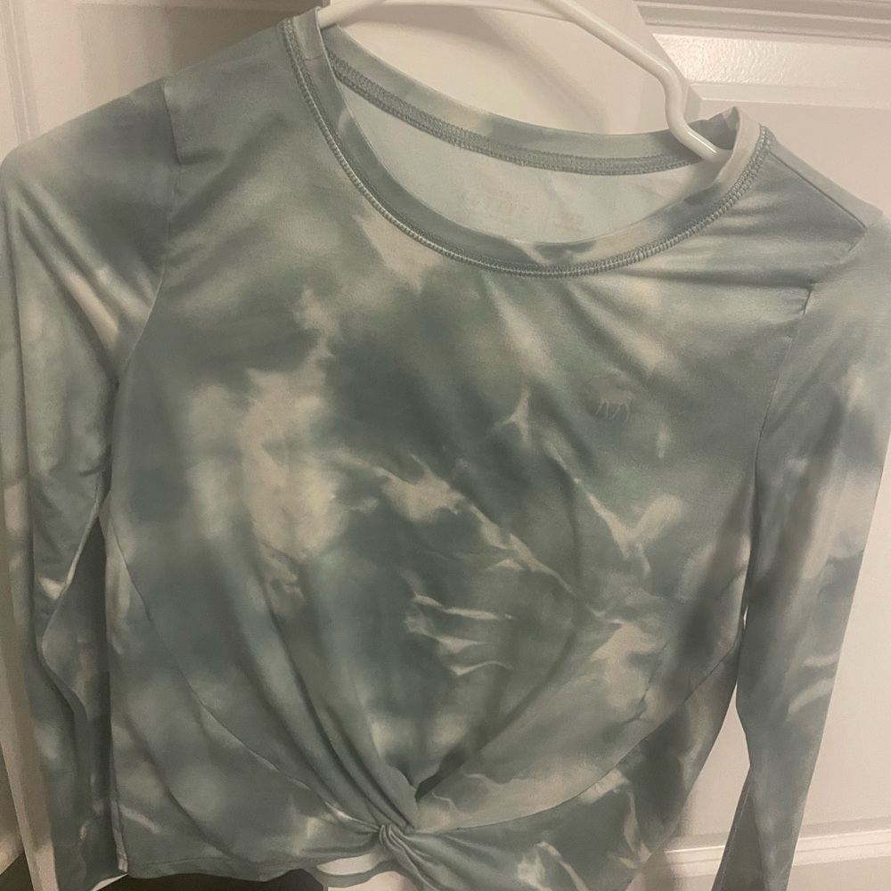 Abercrombie & Fitch Green Tie-Dye Long Sleeve Tee Girls 11/12 Active